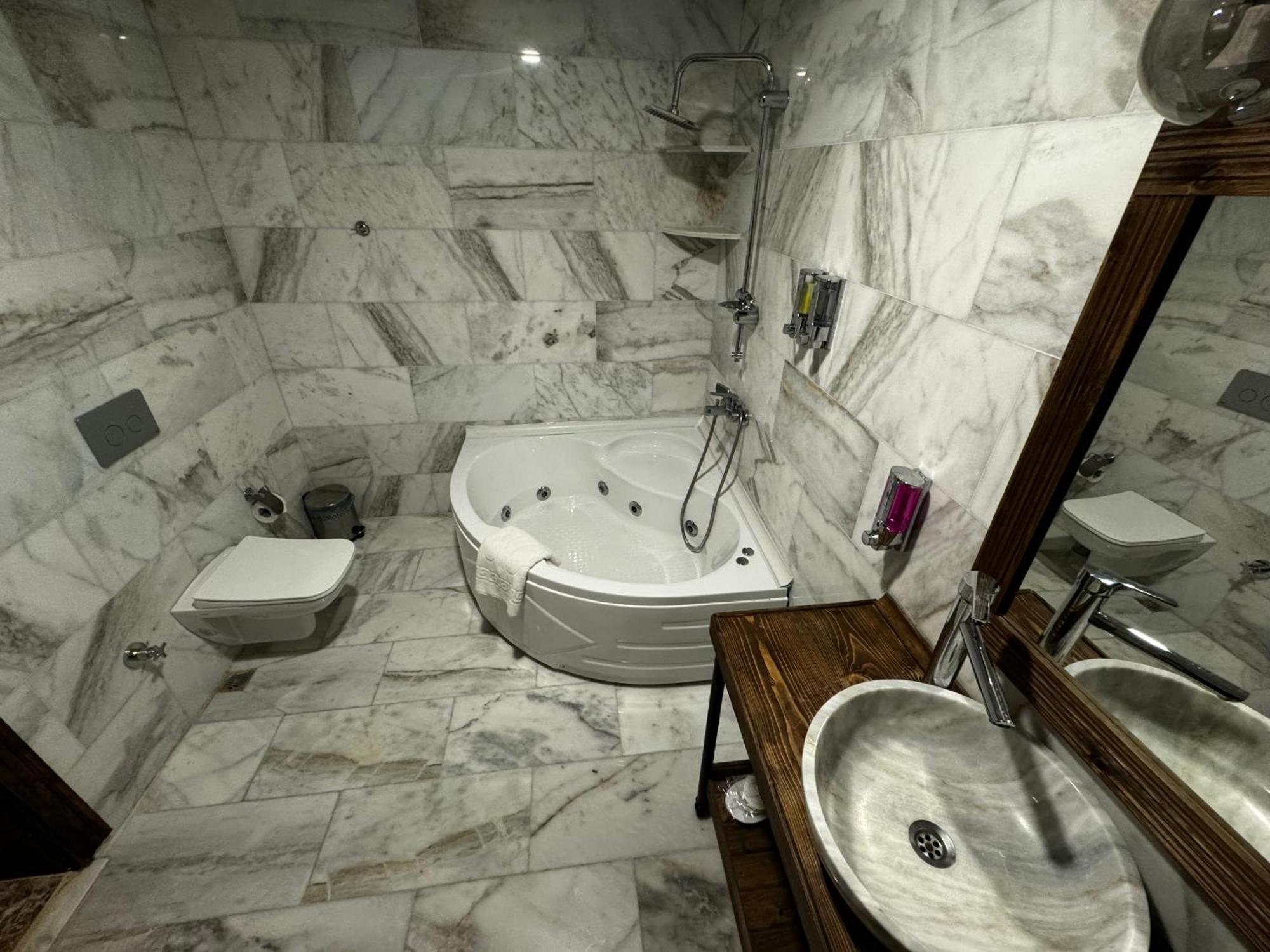 Rustic Caves Hotell Göreme Eksteriør bilde